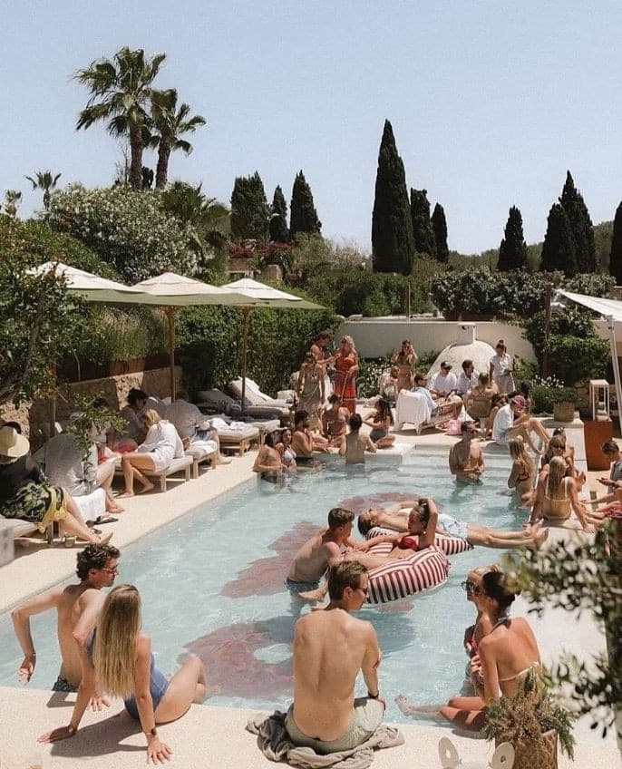 Pool & BBQ Party